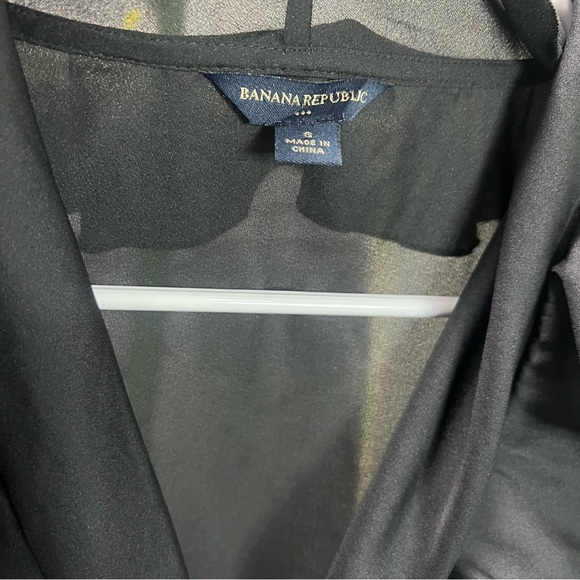 BANANA REPUBLIC Black Women's Top Chiffon Blouse Bow Tie Chest size Small - Picture 6 of 7